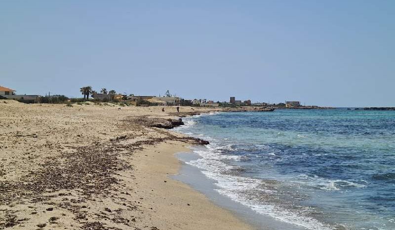 Villa on the beach with two floors – 330M2